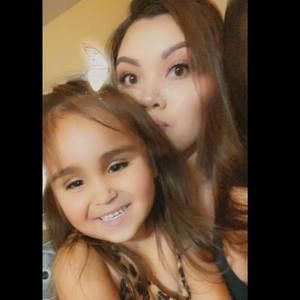 Meet your Posher, Alexis